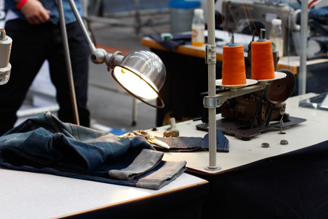 modefabriek-repair-at-denhamthejeanmaker