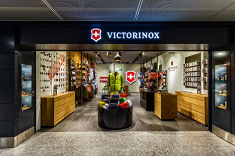 Victorinox-Brand-Store-Zuerich-Airport-01